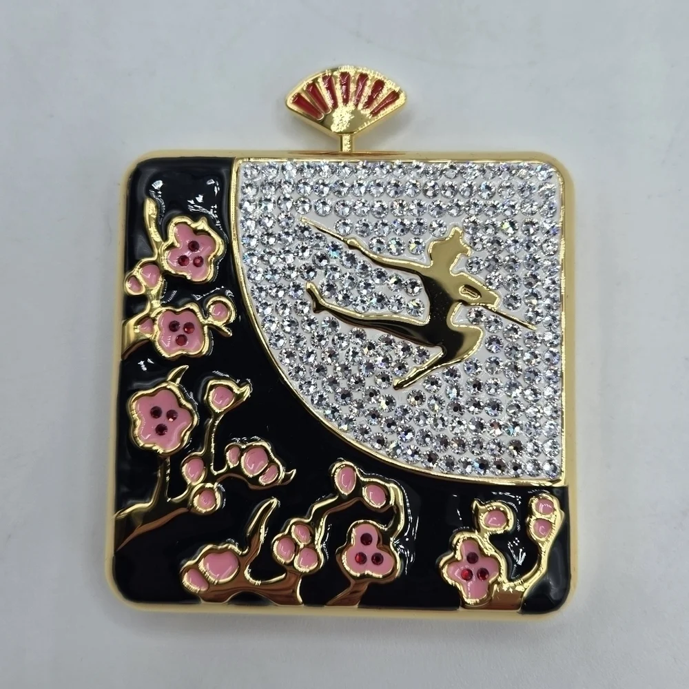 Estee Lauder Disney Mulan Find Your Inner Warrior Setting Powder Compact